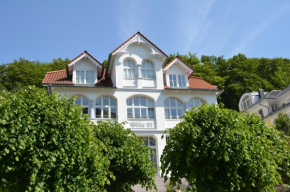 Villa Li - Fewo 10 strandnah mit Balkon in Sellin